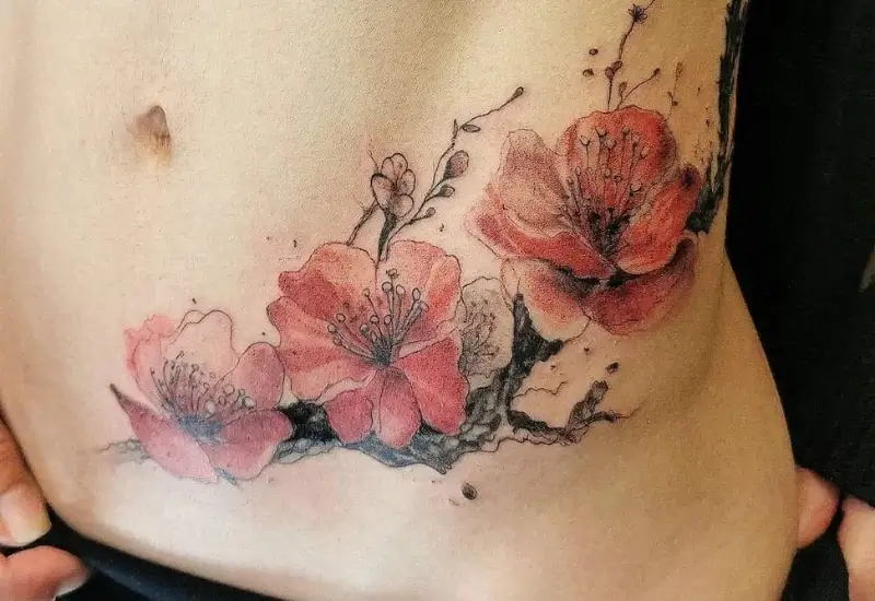 Tatouage fleur rose réaliste - Espascenic